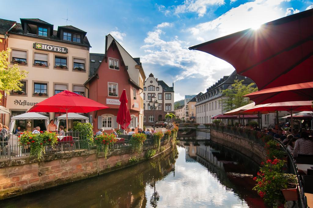 Hotel Restaurant Zunftstube ซาร์บวร์ก ภายนอก รูปภาพ