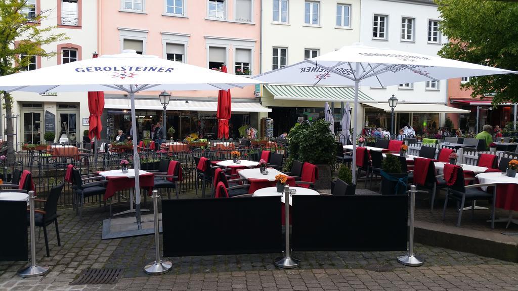 Hotel Restaurant Zunftstube ซาร์บวร์ก ภายนอก รูปภาพ