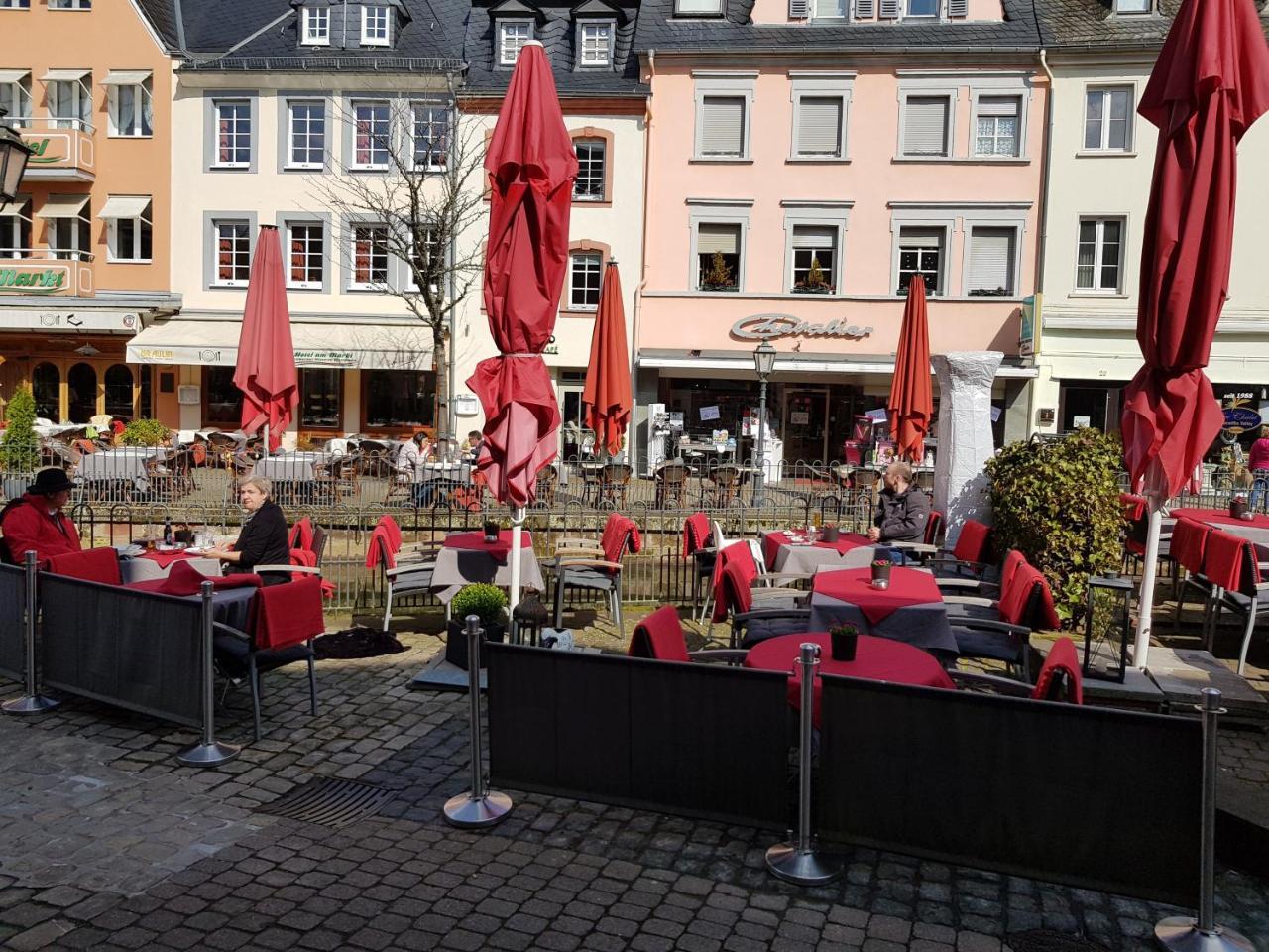 Hotel Restaurant Zunftstube ซาร์บวร์ก ภายนอก รูปภาพ